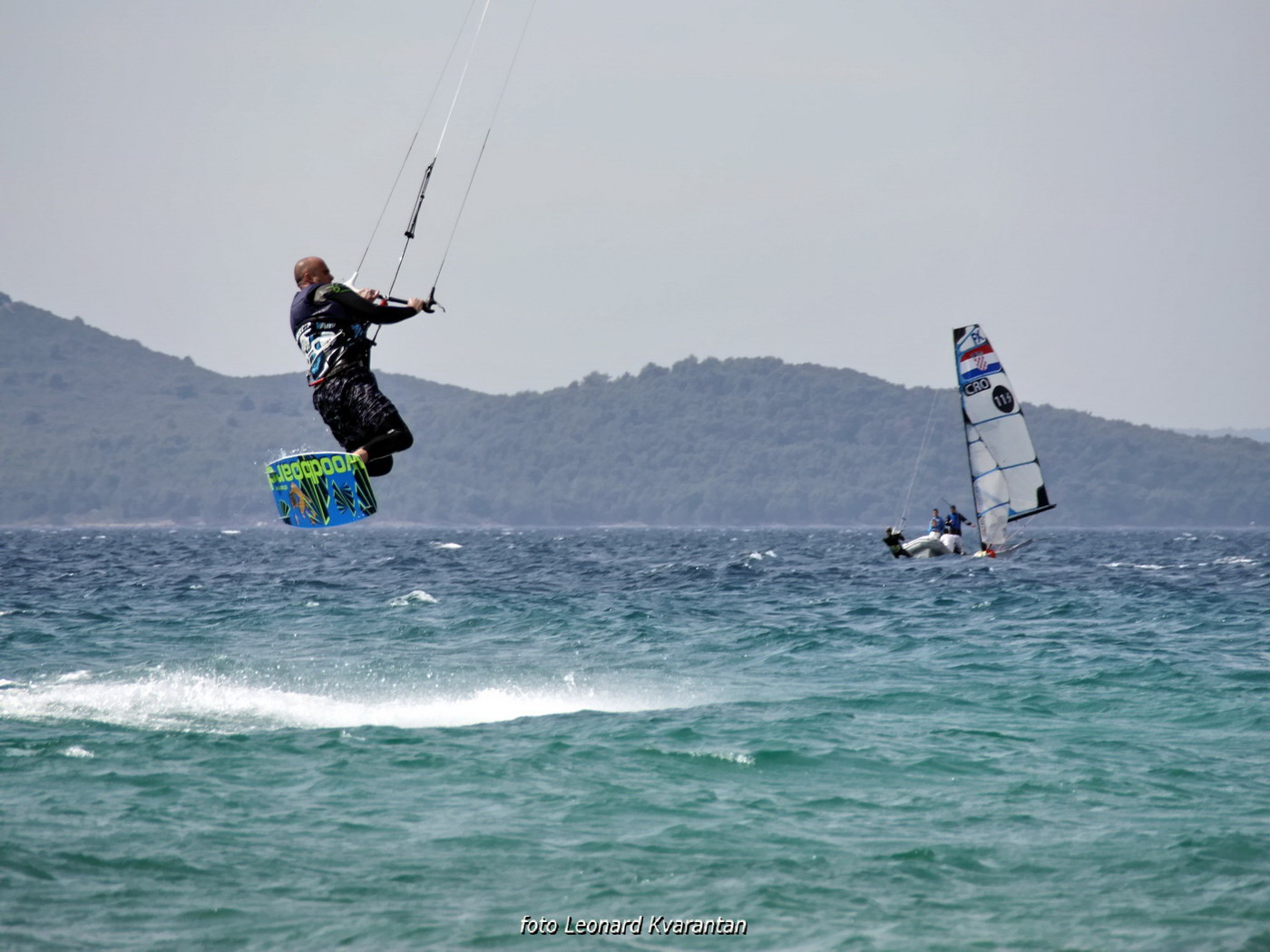 Surferi i kiteri guštali u južini na Boriku Surferi i kiteri guštali u južini na Boriku