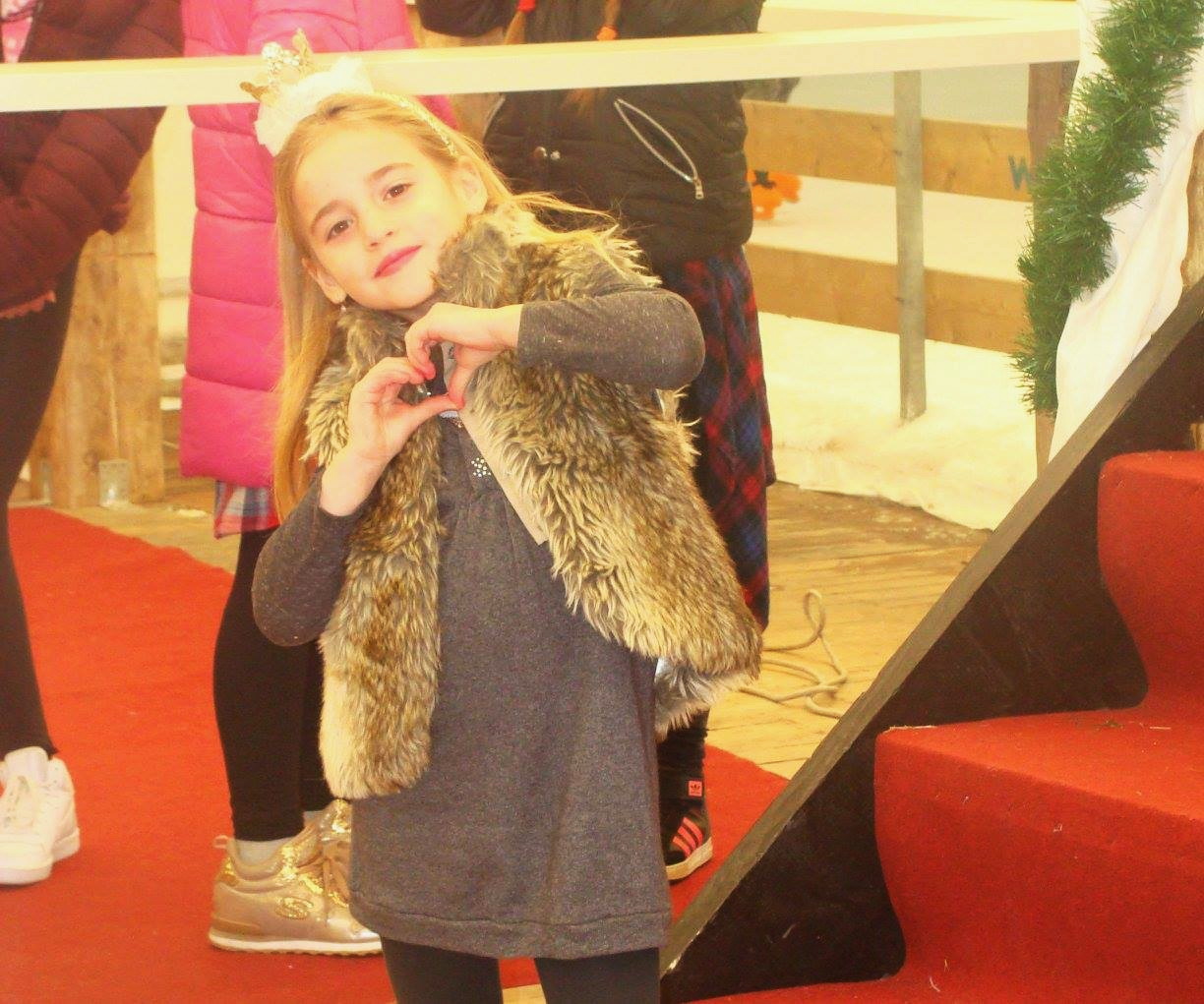 Modna revija: Zvjezdice “Libretići” nosile modele Zvjezdice