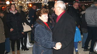 Virani 2016. godinu dočekali uz Lidiju Bačić, Leteći odred i spektakularan vatromet Virani 2016. godinu dočekali uz Lidiju Bačić, Leteći odred i spektakularan vatromet