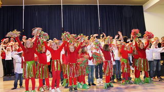 Božićna priredba OŠ Smiljevac Božićna priredba OŠ Smiljevac