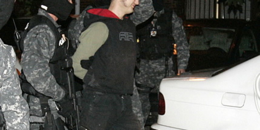 Beograd, 010609. Zeljko Milovanovic, osumljicenik za ubojstvo Ive Pukanica i Nike Franjica, uhicen je sinoc oko 22 sata u Beogradu. Milovanovic je uhicen nakon vise od pola godine provedenih u bijegu. Foto: CROPIX