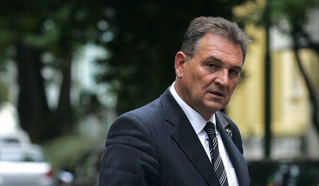 Kaposvar, 200911.Sudjenje Radimiru Cacicu za tesku prometnu nesrecu sa smrtnim posljedicama koja se dogodila na madjarskoj autocesti. Na slici: Radimir Cacic.Foto: Ranko Suvar / CROPIX