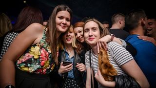 Subotnji party u Svarog baru