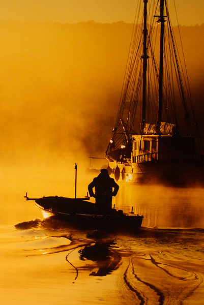 Izložba fotografija Ive Pervana i Mladena Radolovića Mrlje u crkvi SV.Donata Izložba fotografija Ive Pervana i Mladena Radolovića Mrlje u crkvi SV.Donata