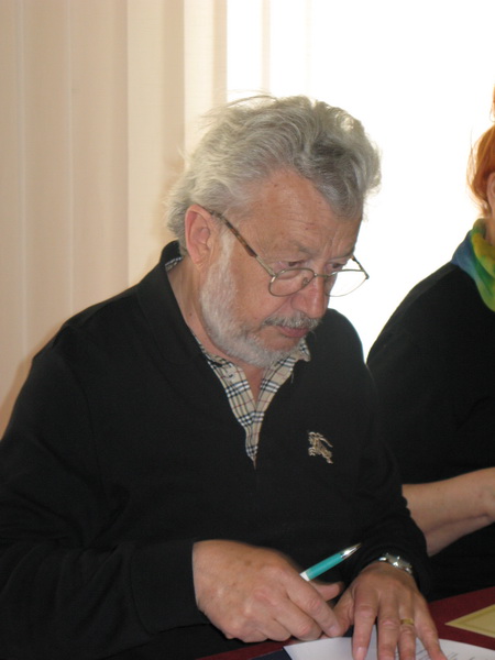 Potpisivanje ugovora u Znanstvenoj knjižnici Zadar Potpisivanje ugovora u Znanstvenoj knjižnici Zadar