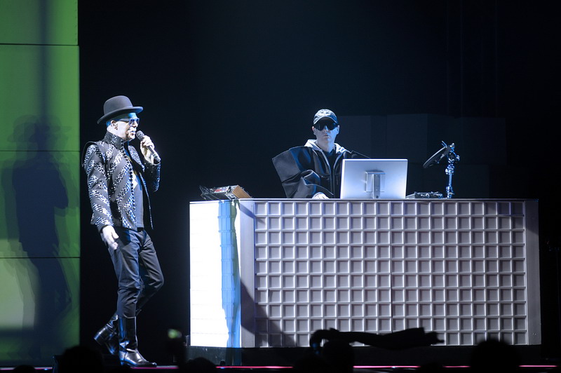 U KC Drazen Petrovic odrzan koncert legendarne grupe Pet Shop Boys. Na slici: Pet Shop Boys. Foto: Sime Sokota / CROPIX
