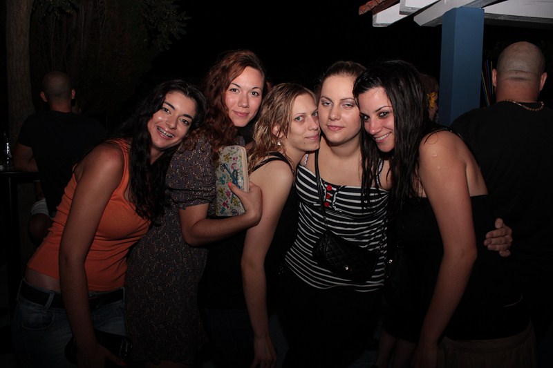 Vir: Otvorenje Coctail bara Noštromo, Foto: Lucija Juravić Vir: Otvorenje Coctail bara Noštromo, Foto: Lucija Juravić