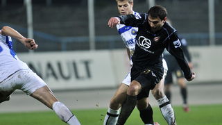 Zagreb, 221010.
Stadion u Kranjcevicevoj.
Utakmica 12. kola 1. T-com HNL: NK Hrvatski Dragovoljac i NK Zadar.
Na slici: Goran Medjumurac (Dragovoljac) u prodoru.
Foto: Boris Kovacev / CROPIX Zagreb, 221010.
Stadion u Kranjcevicevoj.
Utakmica 12. kola 1. T-com HNL: NK Hrvatski Dragovoljac i NK Zadar.
Na slici: Goran Medjumurac (Dragovoljac) u prodoru.
Foto: Boris Kovacev / CROPIX