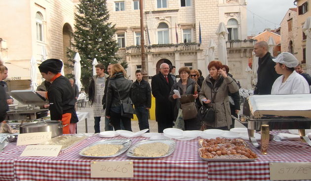 Humanitarna gastro akcija “Bakalar na Badnji”
