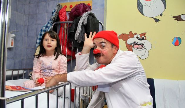 Crveni nosevi u posjeti Odjelu pedijatrije