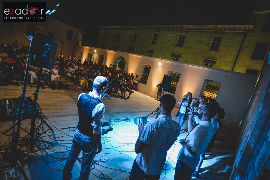 A.K.A. Crescendo @ Atrij palače Cedulin