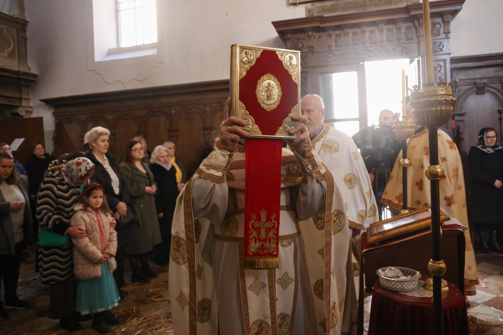 U zadarskoj crkvi Sv. Ilije služena svečana liturgija U zadarskoj crkvi Sv. Ilije služena svečana liturgija