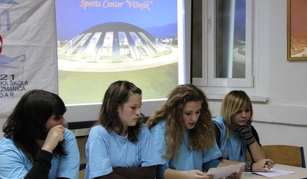 Prezentacija ucenica Medicinske skole Ante Kuzmanica na Megaconference Jr. 2010, Foto: Antonela Vitlov