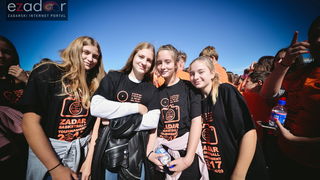 #ZDBT2017: Snimanje Milenijske fotografije košarkaške lopte na Pozdravu suncu #ZDBT2017: Snimanje Milenijske fotografije košarkaške lopte na Pozdravu suncu