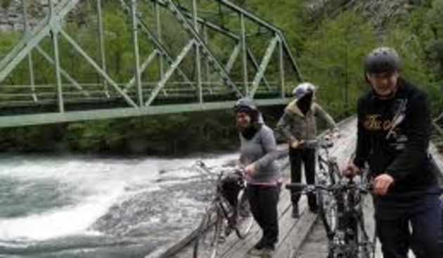 Volonteri na biciklima promoviraju SEFF, foto: sisak.info