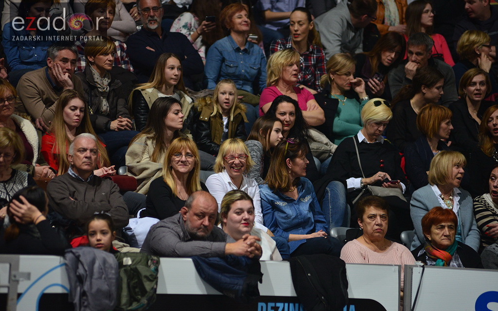 Mjuzikl Mamma Mia kazališta Komedija u dvorani Krešimir Ćosić