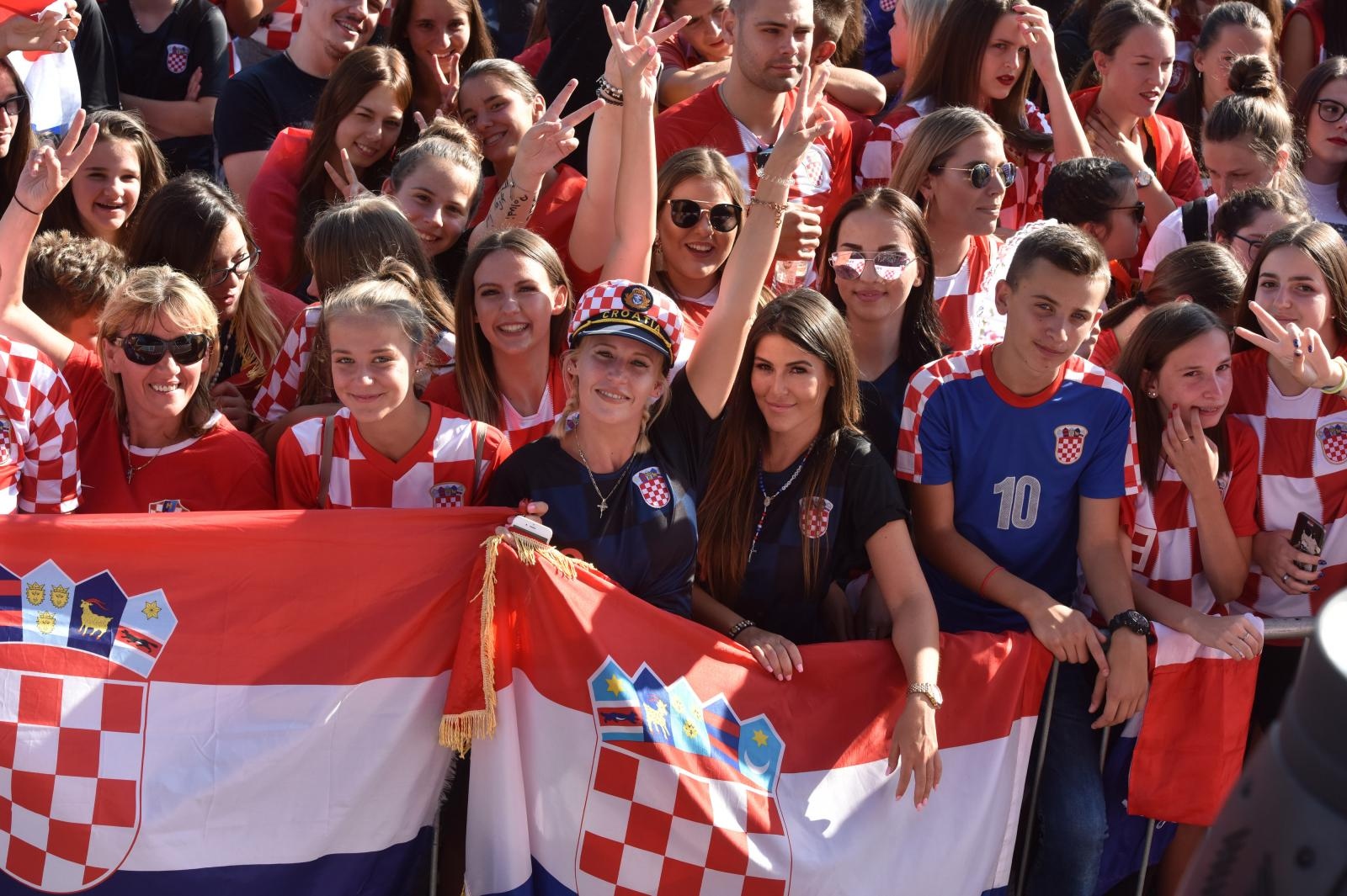 U Livnu priređen veličanstven doček Zlatku Daliću U Livnu priređen veličanstven doček Zlatku Daliću