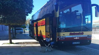 Svakodnevne situacije zadarskom na poluotoku: prometne nevolje zbog lošeg rješenja ukrcajno/iskrcajnih mjesta za turističke autobuse