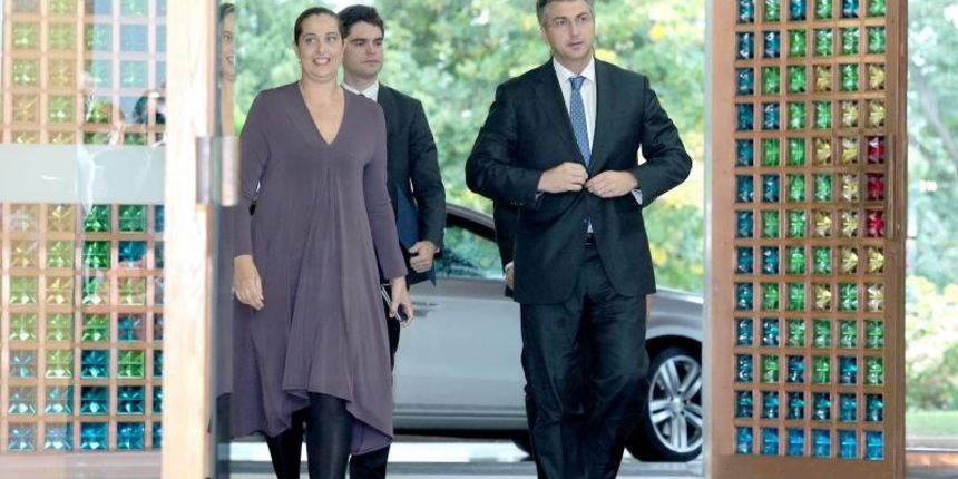 Zagreb – Predsjednik HDZ-a Andrej Plenkovic stigao je u Ured predsjednice. Photo: Patrik Macek/PIXSELL