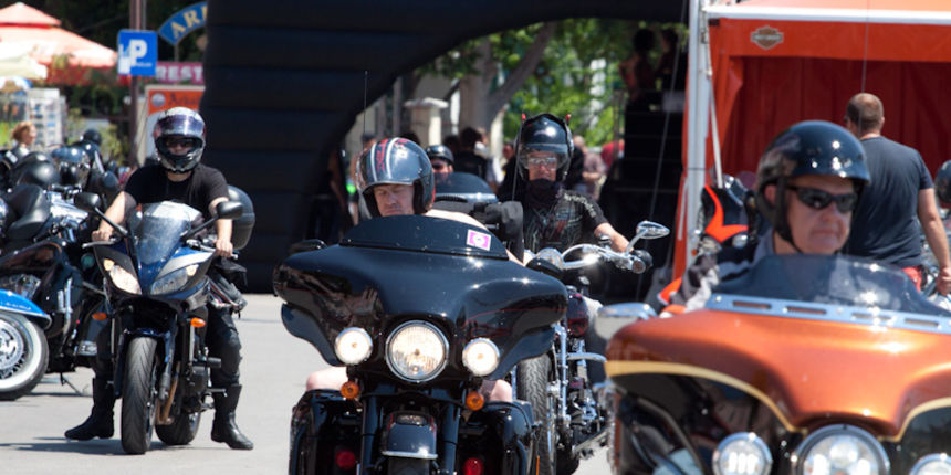 Brojni motociklisti i njihovi Harleyi okupirali su Biogradsku rivu, Foto: Franjo Jurić Brojni motociklisti i njihovi Harleyi okupirali su Biogradsku rivu, Foto: Franjo Jurić