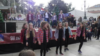 OLYMPUS DIGITAL CAMERA OLYMPUS DIGITAL CAMERA