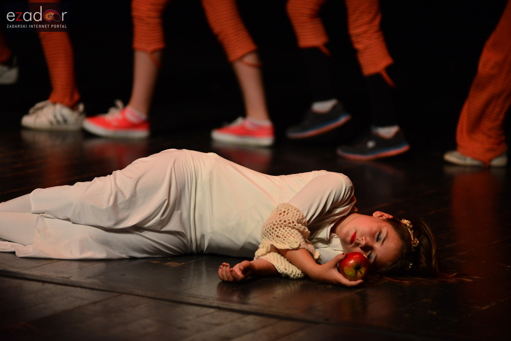 Premijera predstave “Snjeguljica” u izvedbi polaznika “Donatoline 1” Premijera predstave “Snjeguljica” u izvedbi polaznika “Donatoline 1”