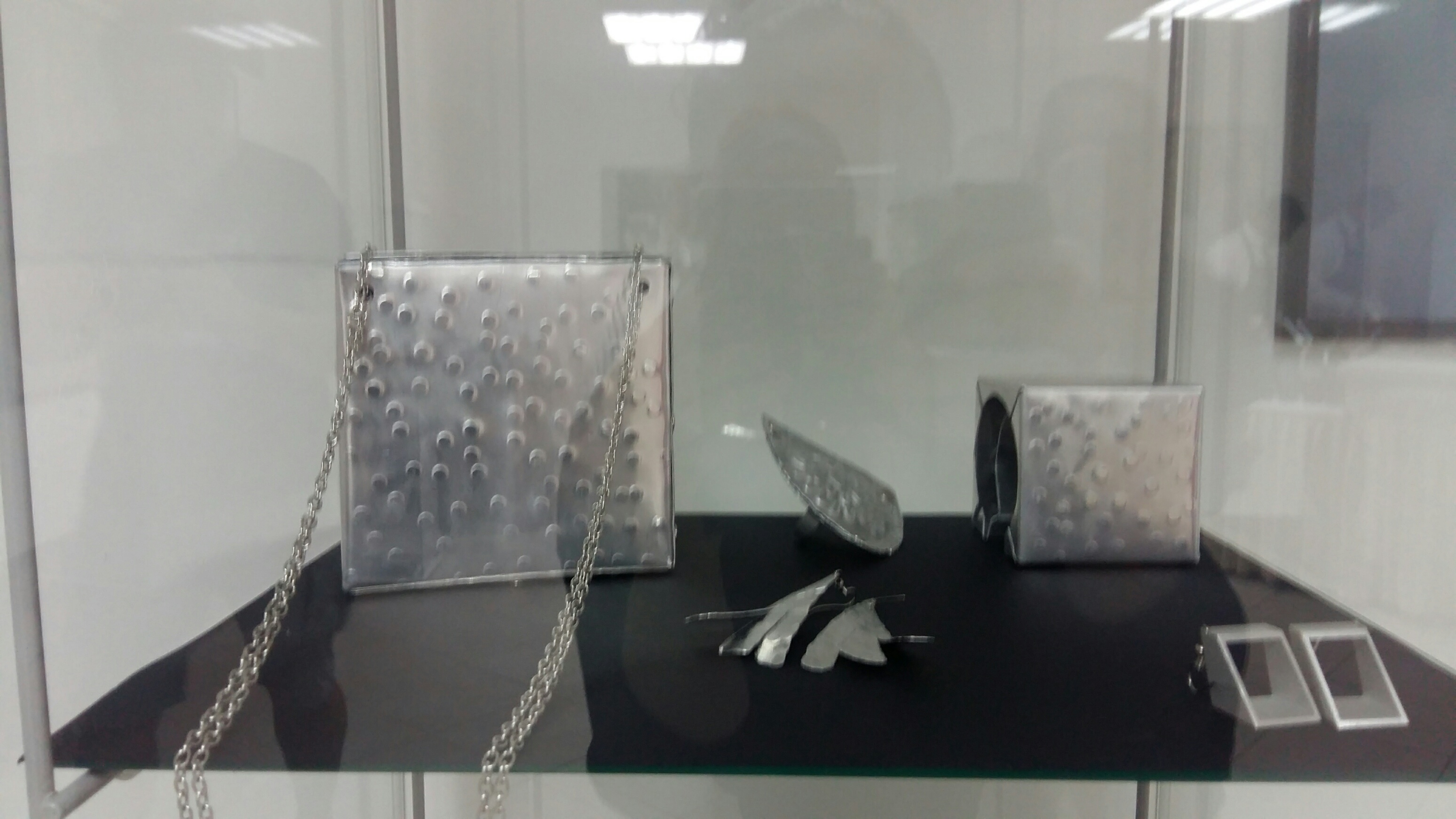 Otvorenje izložbe unikatnog hand made nakita i modnih dodataka ARtDoOR