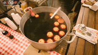 Humanitarni svjetlosni spektakl “Zaželi ljubav 2018.” @ Forum