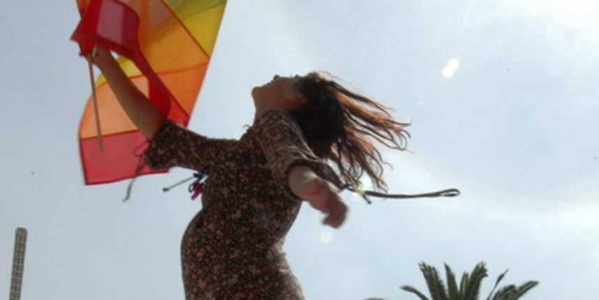 Split, 110611.
U Splitu se po prvi put odrzava Gay Pride koji organiziraju udruge Kontra, Iskorak i Domine. Povorka ponosa LGBT, prva izvan Zagreba, prolazi od Djardina preko Marmontove ulice i Rive do Peristila gdje je predvidjen prigodni programa.
Na sl Split, 110611.
U Splitu se po prvi put odrzava Gay Pride koji organiziraju udruge Kontra, Iskorak i Domine. Povorka ponosa LGBT, prva izvan Zagreba, prolazi od Djardina preko Marmontove ulice i Rive do Peristila gdje je predvidjen prigodni programa.
Na sl