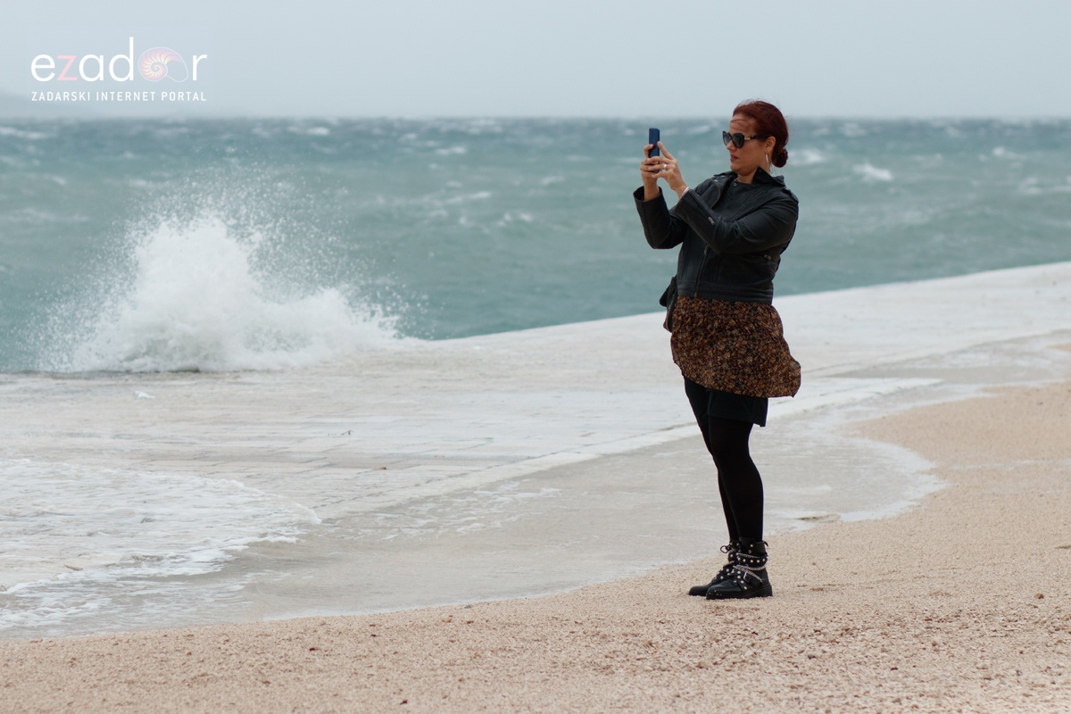 Đir po gradu, ponedjeljak 28. prosinca 2020. Đir po gradu, ponedjeljak 28. prosinca 2020.