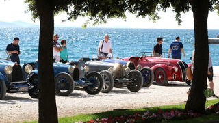 Zadar, 050612.
Oldtimer Rally “2Fast4You” na relaciji Ancona – Makarska – Dubrovnik – Zadar – Split odrzava se od 1. – 7. lipnja 2012. godine u organizaciji talijanske agencije “Solo Croazia” . Danas su sudionici rallya svoje limene ljubimce u posljepodne