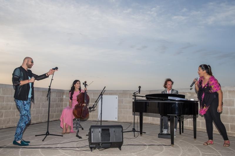 Dubrovnik: Ana Rucner i Oliver Poole ranojutarnjim koncertom pozdravili dolazak ljeta, foto: G. Jelavić/PIXSELL Dubrovnik: Ana Rucner i Oliver Poole ranojutarnjim koncertom pozdravili dolazak ljeta, foto: G. Jelavić/PIXSELL