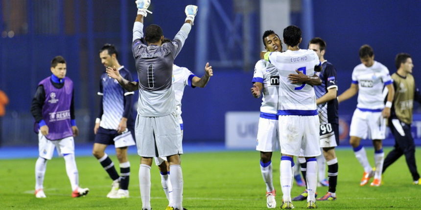 Zagreb, 180912.Stadion Maksimir.Utakmica prvog kola skupine A Lige Prvaka izmedju Dinama i Porta.Na fotografiji: slavlje igraca Porta nakon utakmice.Foto: Boris Kovacev / CROPIX Zagreb, 180912.Stadion Maksimir.Utakmica prvog kola skupine A Lige Prvaka izmedju Dinama i Porta.Na fotografiji: slavlje igraca Porta nakon utakmice.Foto: Boris Kovacev / CROPIX