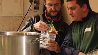 Božićni turnir u briškuli, trešeti i kifamenu