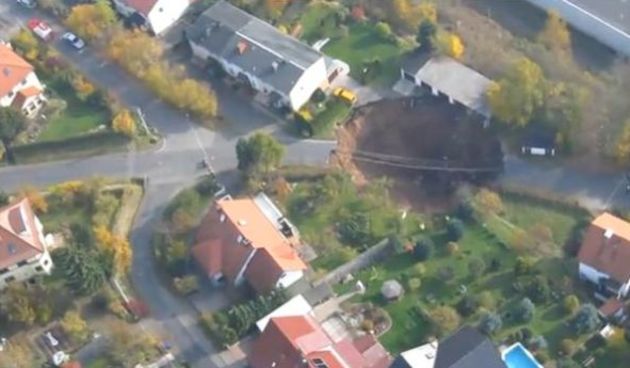 Njemačka-rupa ( foto YouTube)