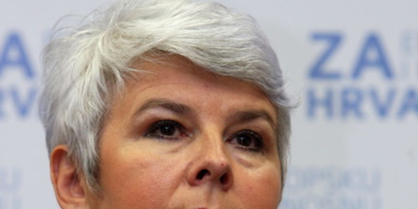 Zagreb, 180110. Sredisnjica HDZ-a. Tiskovna konferencija Jadranke Kosor nakon odrzane sjednice Predsjednistva HDZ-a. Jadranka Kosor tijekom tiskovne konferencije. Foto: Davor Pongracic / CROPIX Zagreb, 180110. Sredisnjica HDZ-a. Tiskovna konferencija Jadranke Kosor nakon odrzane sjednice Predsjednistva HDZ-a. Jadranka Kosor tijekom tiskovne konferencije. Foto: Davor Pongracic / CROPIX