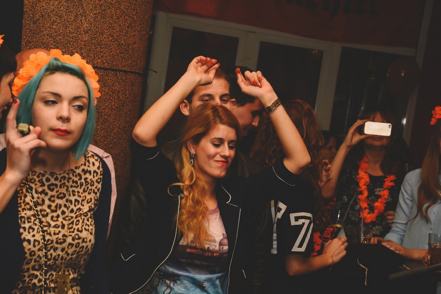 Silente @ Qbar, foto: Iva Perinčić Silente @ Qbar, foto: Iva Perinčić