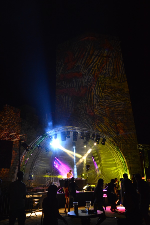 Sinkane & Edy Ramich oduševili na zadarskom Terraneo Summer Breaku, foto: Iva Perinčić Sinkane & Edy Ramich oduševili na zadarskom Terraneo Summer Breaku, foto: Iva Perinčić