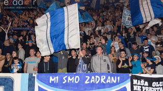 Humanitarno gledanje utakmice Zadar-Cibona u Jazinama Humanitarno gledanje utakmice Zadar-Cibona u Jazinama