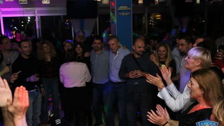 Friday Night Live: Cotton Club @ Famous Beach Bar & Grill 21. listopada 2016. Friday Night Live: Cotton Club @ Famous Beach Bar & Grill 21. listopada 2016.