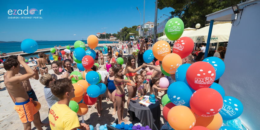 Meta feštica od balona i Ballon Jump Meta feštica od balona i Ballon Jump