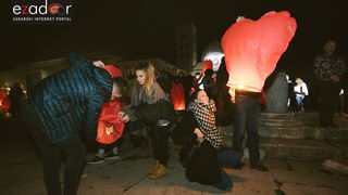 Humanitarni svjetlosni spektakl “Zaželi ljubav 2018.” @ Forum