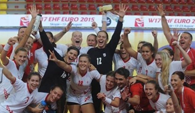 Ženska kadetska rukometna reprezentacija, foto: mk2015.ehf-euro.mk