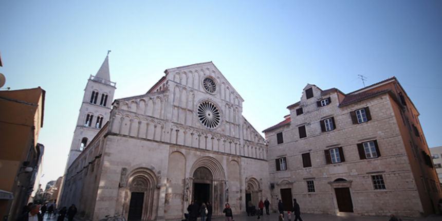Božićno misno slavlje u katedrali sv. Stošije (foto:Saša Čuka) Božićno misno slavlje u katedrali sv. Stošije (foto:Saša Čuka)