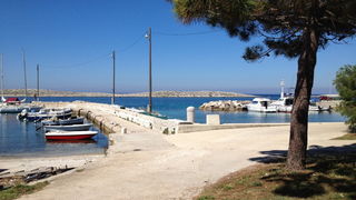 Premuda: Akcija čišćenja plaže “Zad crikve”, Foto: Ivana, Eva, Mia i Lea