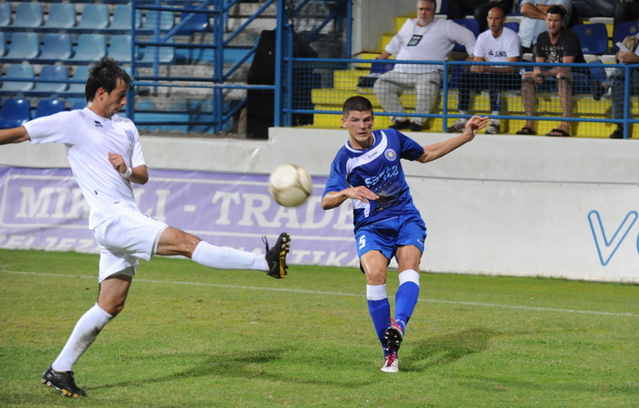 Zadar, 210911. 
Stadion Stanovi.
Nogometna utakmica Kupa Hrvatske, Zadar – Karlovac.
Na fotografiji: igrac Zadra Perica Sare.
Foto: Andrija Lucic / CROPIX