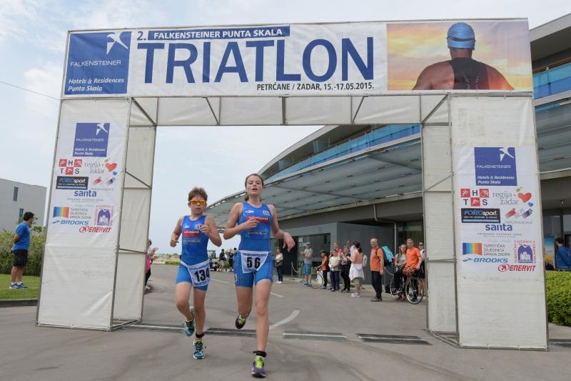 Jutros je zapoceo drugi po redu Falkensteiner Punta Skala triatlon u okolici Falkensteiner odmaralista Punta Skala. Natjecanje je organizirano u suradnji s s Turistickom zajednicom Grada Zadra, TK Split i TK Zadar. Natjecanje se sastoji od dva drzavna pr Jutros je zapoceo drugi po redu Falkensteiner Punta Skala triatlon u okolici Falkensteiner odmaralista Punta Skala. Natjecanje je organizirano u suradnji s s Turistickom zajednicom Grada Zadra, TK Split i TK Zadar. Natjecanje se sastoji od dva drzavna pr