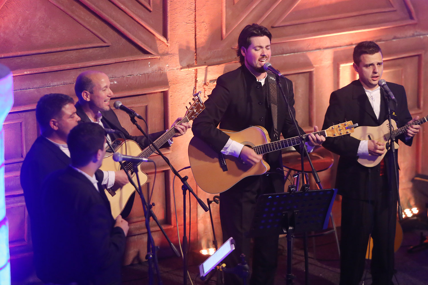 Humanitarni rođendanski koncert klape Kontrada u Arsenalu. Foto: Filip Brala Humanitarni rođendanski koncert klape Kontrada u Arsenalu. Foto: Filip Brala