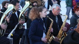 HGD Sv. Cecilija izvelo korčulanski viteški ples “Moreška” na Pozdravu suncu