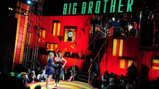 Beograd, 130311.
Nova sezona regionalnog reality show-a Big Brotheru cijoj kuci sudjeluju stanari iz Hrvatske, Makedonije, Srbije, Crne Gore te Bosne i Hercegovine. Stanari su smjesteni u Pionirskom gradu na Kostunjaku.
Na fotografiji: voditeljica Anton Beograd, 130311.
Nova sezona regionalnog reality show-a Big Brotheru cijoj kuci sudjeluju stanari iz Hrvatske, Makedonije, Srbije, Crne Gore te Bosne i Hercegovine. Stanari su smjesteni u Pionirskom gradu na Kostunjaku.
Na fotografiji: voditeljica Anton